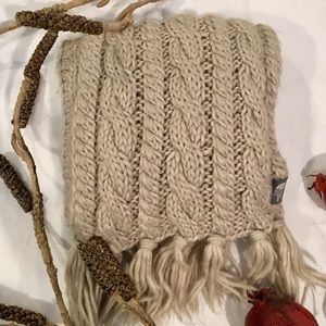 The North Face cable knit gray scarf